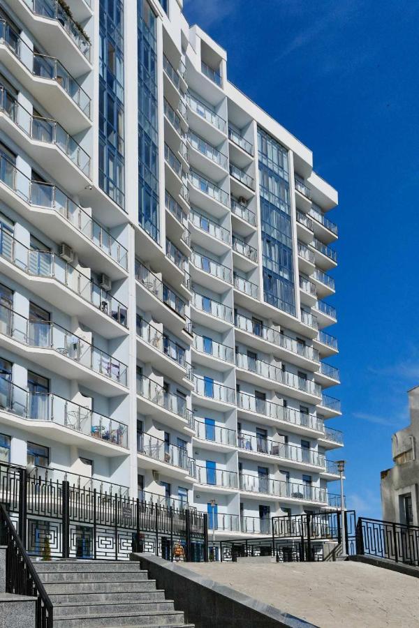 Luxury Apartments Sea View Julymia Odesa Exterior photo